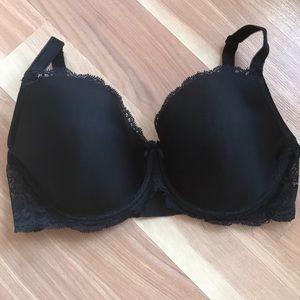 Victoria’s Secret bra 36DD